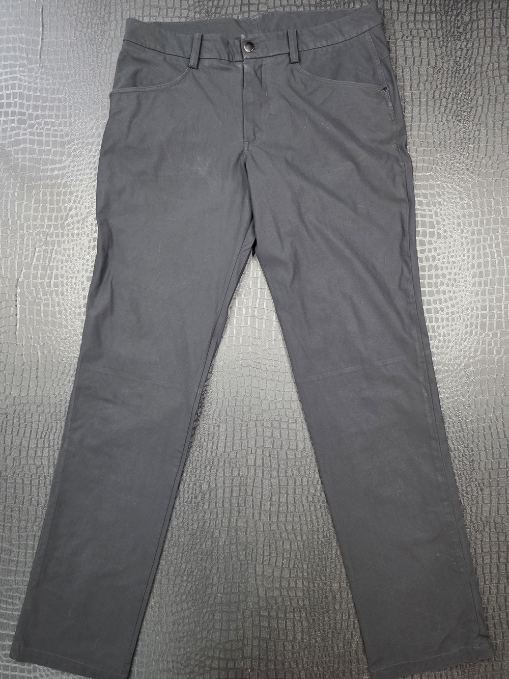 Lululemon Pants Size 36 Black - Older Model ABC